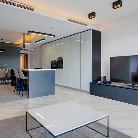 Luxury Apartment With Valletta And Harbour Views Sliema Eksteriør bilde