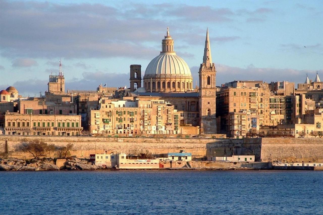 Luxury Apartment With Valletta And Harbour Views Sliema Eksteriør bilde