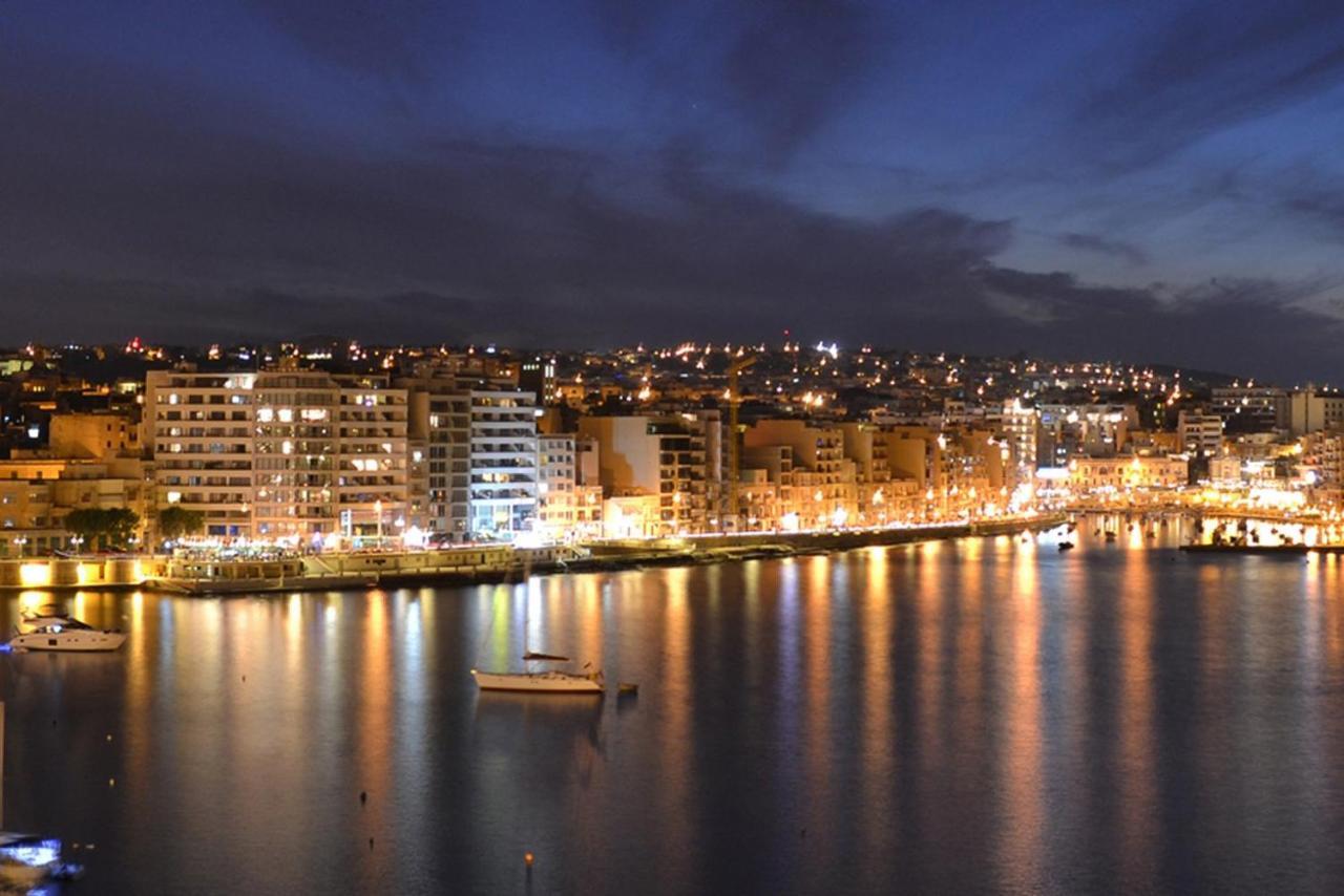 Luxury Apartment With Valletta And Harbour Views Sliema Eksteriør bilde