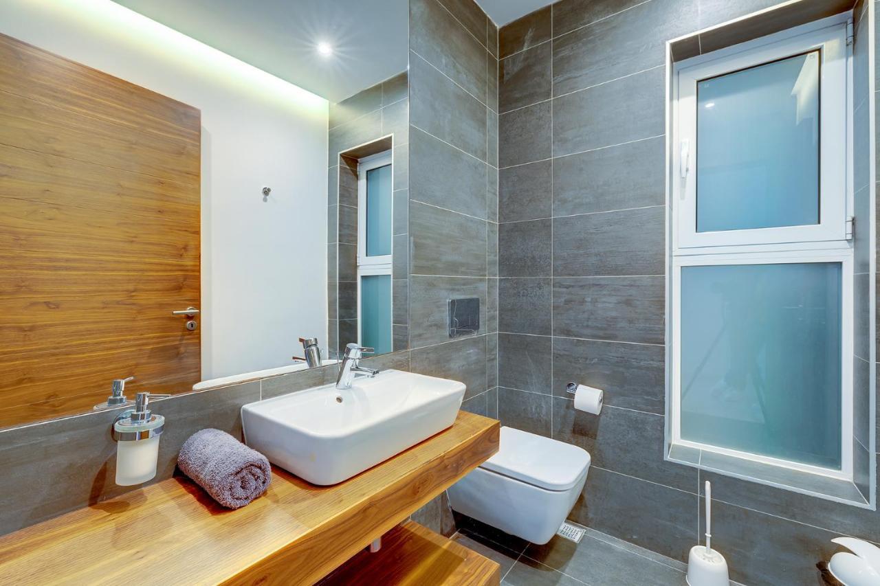 Luxury Apartment With Valletta And Harbour Views Sliema Eksteriør bilde